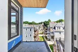 2 Weld Hill St, Boston, MA 02130 - Photo 15