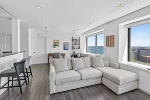 85 E India Row, Boston, MA 02110 - Photo 1