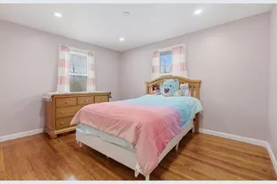 12 North Doris Avenue, Brockton, MA 02301 - Photo 11