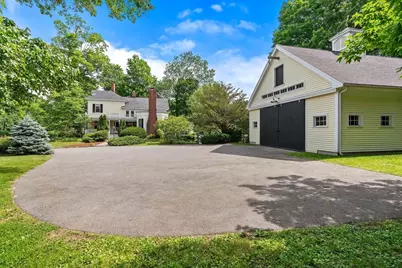 11 Concord Road, Wayland, MA 01778 - Photo 3