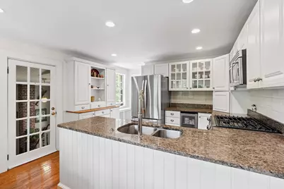 11 Concord Road, Wayland, MA 01778 - Photo 9