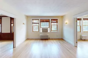 22 Alton, Brookline, MA 02446 - Photo 3