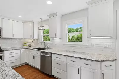 82 Lincoln Park, Longmeadow, MA 01106 - Photo 5