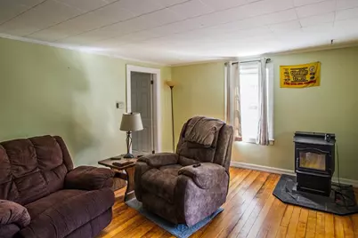 10 Pine St, Templeton, MA 01436 - Photo 11
