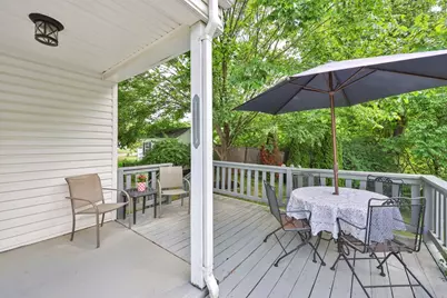 378 Roosevelt Ave, Springfield, MA 01118 - Photo 33