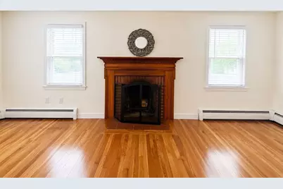 30 Springdale Rd, Dracut, MA 01826 - Photo 7