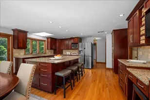 2 Fawcett Orchard Rd, Northborough, MA 01532 - Photo 5