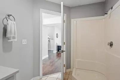 22 Columbia Ave, Fitchburg, MA 01420 - Photo 31