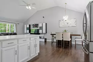 22 Columbia Ave, Fitchburg, MA 01420 - Photo 1