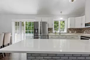 22 Columbia Ave, Fitchburg, MA 01420 - Photo 13