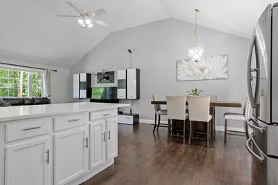 22 Columbia Ave, Fitchburg, MA 01420 - Photo 11
