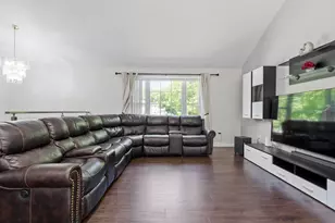 22 Columbia Ave, Fitchburg, MA 01420 - Photo 5