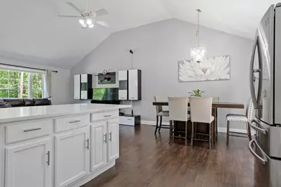 22 Columbia Ave, Fitchburg, MA 01420 - Photo 11