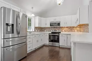 22 Columbia Ave, Fitchburg, MA 01420 - Photo 11