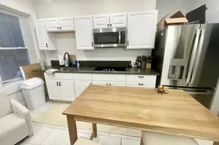 206 Hanover St, Boston, MA 02113 - Photo 3
