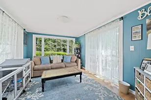 610 Center St, Pembroke, MA 02359 - Photo 9