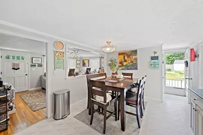 610 Center St, Pembroke, MA 02359 - Photo 5