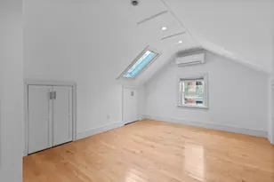 256 W 3rd St, Boston, MA 02127 - Photo 21