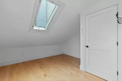 256 W. 3rd St #2, Boston, MA 02127 - Photo 25
