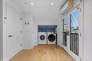 256 W 3rd St, Boston, MA 02127 - Photo 27