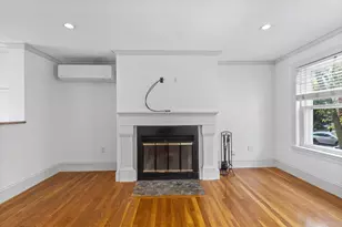 256 W 3rd St, Boston, MA 02127 - Photo 15