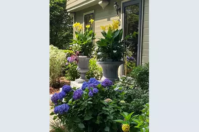 94 Beeching St, Worcester, MA 01602 - Photo 5