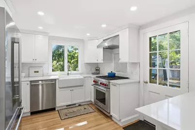 32 Wadsworth Rd, Duxbury, MA 02332 - Photo 9
