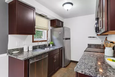 29 Northwoods Cir #29, Woburn, MA 01801 - Photo 15
