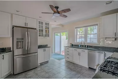 10 Richards Rd, Weymouth, MA 02189 - Photo 5