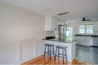 10 Richards Rd, Weymouth, MA 02189 - Photo 3