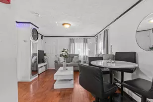 452 Tecumseh St, Fall River, MA 02721 - Photo 7