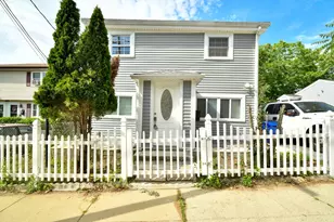 452 Tecumseh St, Fall River, MA 02721 - Photo 1