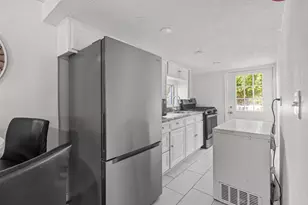 452 Tecumseh St, Fall River, MA 02721 - Photo 9