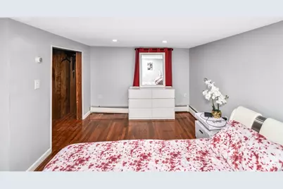 452 Tecumseh St, Fall River, MA 02721 - Photo 19
