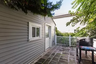 452 Tecumseh St, Fall River, MA 02721 - Photo 21