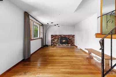 4 Haddad Ave, Randolph, MA 02368 - Photo 3
