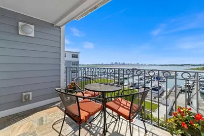 550 Pleasant Street #411, Winthrop, MA 02152 - Photo 5