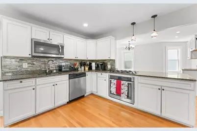 46 Ash St, Brockton, MA 02301 - Photo 11