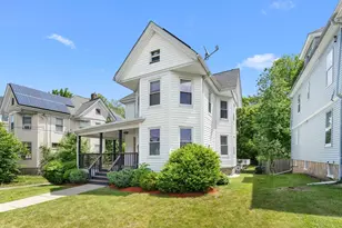 46 Ash St, Brockton, MA 02301 - Photo 3
