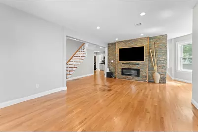 46 Ash St, Brockton, MA 02301 - Photo 7
