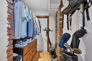 8 Wiget St, Boston, MA 02113 - Photo 3