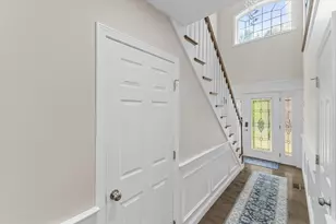 6 Childs St, Shrewsbury, MA 01545 - Photo 5