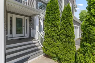 6 Childs St, Shrewsbury, MA 01545 - Photo 3