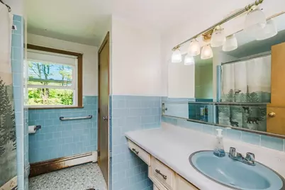 80 Wellesley, Somerset, MA 02726 - Photo 15
