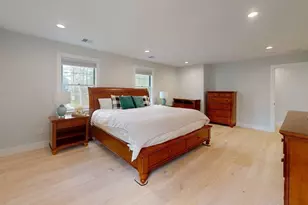 4 Lincoln Ct, Medfield, MA 02052 - Photo 21