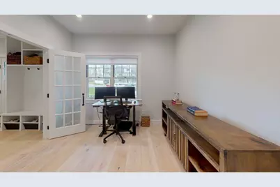 4 Lincoln Ct, Medfield, MA 02052 - Photo 13