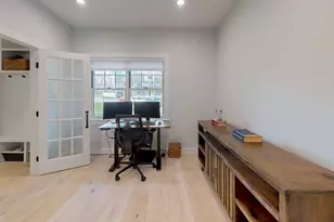 4 Lincoln Ct, Medfield, MA 02052 - Photo 13