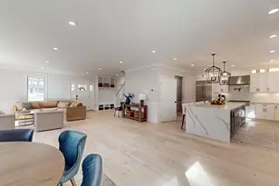 4 Lincoln Ct, Medfield, MA 02052 - Photo 7