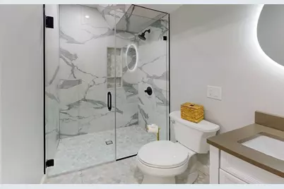 4 Lincoln Ct, Medfield, MA 02052 - Photo 33