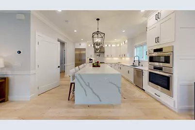 4 Lincoln Ct, Medfield, MA 02052 - Photo 3